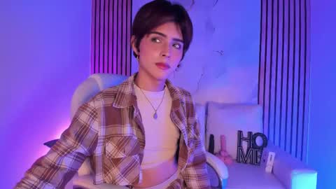 Snapshot of dannysastar_ chatting on October 15, 2025, 9:04 pm DANNYSA online show from October 15, 2025, 9:04 pm