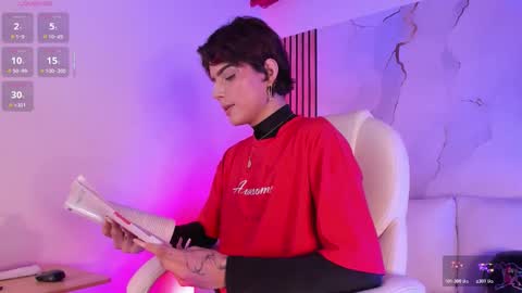 Snapshot of dannysastar_ chatting on October 28, 2025, 10:45 pm DANNYSA online show from October 28, 2025, 10:45 pm