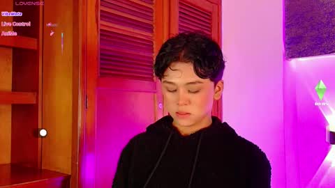 dante_bre online show from September 29, 2025, 1:38 pm