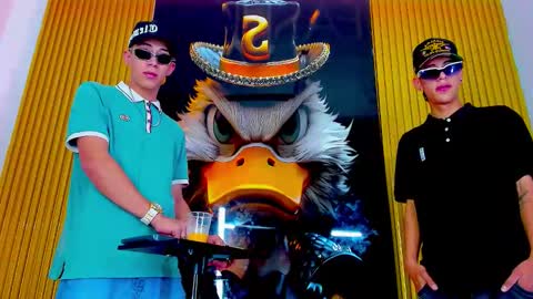 Snapshot of dante_brown1 chatting on October 13, 2025, 9:15 pm dante_brown1 online show from October 13, 2025, 9:15 pm