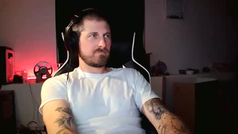 Snapshot of dante_cross_x89 chatting on November 6, 2025, 7:42 am dante_cross_x89 online show from November 6, 2025, 7:42 am