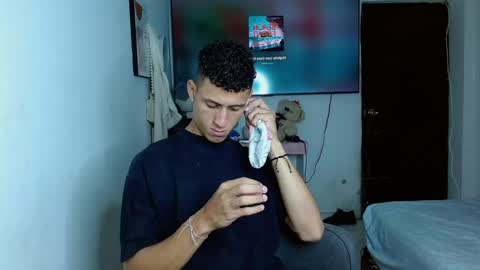 Snapshot of dante_lord chatting on March 3, 2025, 8:54 pm Dante online show from March 3, 2025, 8:54 pm