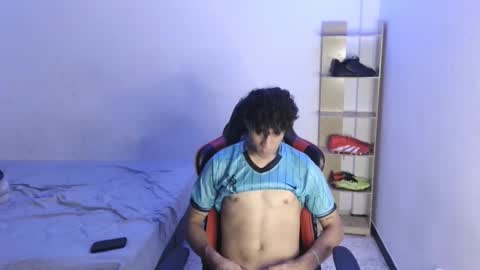 Snapshot of dante_lord chatting on October 19, 2025, 10:43 pm Dante online show from October 19, 2025, 10:43 pm