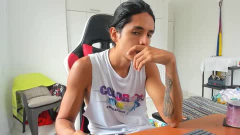 Snapshot of dantedecentralized chatting on November 5, 2025, 3:23 pm X Dante7373574 online show from November 5, 2025, 3:23 pm