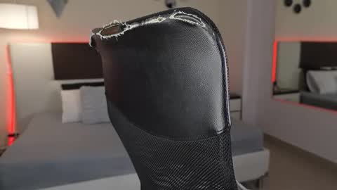 Dante online show from September 30, 2025, 8:36 pm