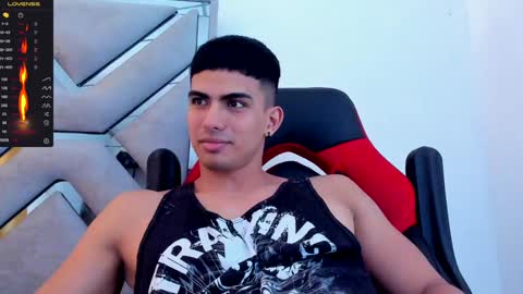 Snapshot of danterouxx chatting on February 5, 2025, 6:04 pm Dante online show from February 5, 2025, 6:04 pm