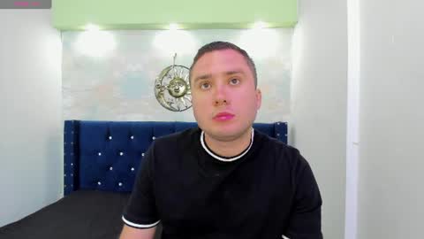 Snapshot of dantevalencia chatting on July 27, 2026, 12:12 pm dantevalencia online show from July 27, 2026, 12:12 pm