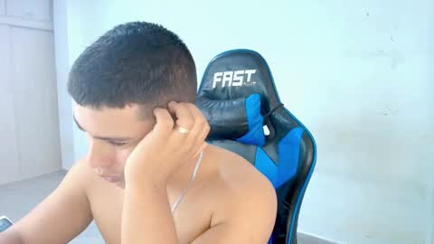 Snapshot of dantraxx chatting on February 18, 2026, 6:59 pm Dantraxx online show from February 18, 2026, 6:59 pm