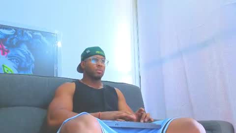 Snapshot of dany_dryy chatting on June 25, 2026, 7:18 pm Dany online show from June 25, 2026, 7:18 pm