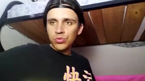 Daniel online show from November 3, 2025, 8:54 pm