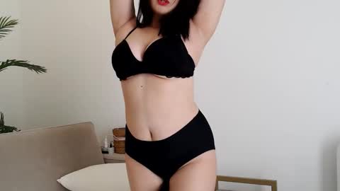 Snapshot of danymeen chatting on October 8, 2025, 7:28 am DanyMeen online show from October 8, 2025, 7:28 am