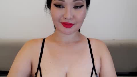 Snapshot of danymeen chatting on October 27, 2025, 8:18 am DanyMeen online show from October 27, 2025, 8:18 am