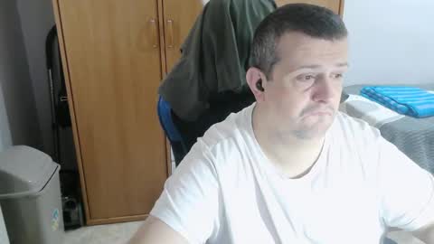 Snapshot of danysanchez1981 chatting on February 2, 2026, 11:42 am danysanchez1981 online show from February 2, 2026, 11:42 am