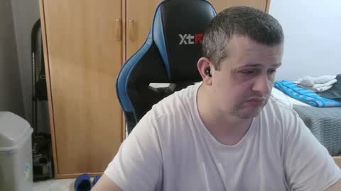 Snapshot of danysanchez1981 chatting on February 6, 2026, 11:02 am danysanchez1981 online show from February 6, 2026, 11:02 am