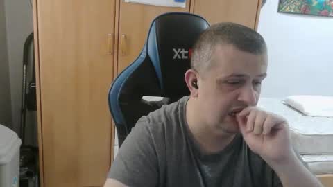 Snapshot of danysanchez1981 chatting on February 28, 2026, 12:39 pm danysanchez1981 online show from February 28, 2026, 12:39 pm