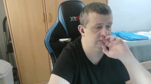 danysanchez1981 online show from March 27, 2026, 10:48 am