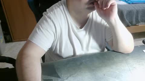 danysanchez1981 online show from May 17, 2026, 11:39 am