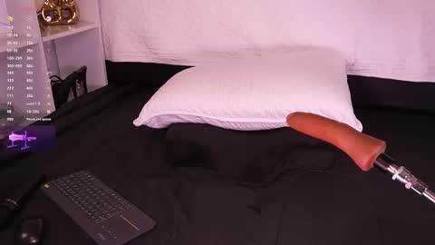 Snapshot of danysexy_ chatting on June 9, 2026, 3:18 am Diana IG dianysexy1 online show from June 9, 2026, 3:18 am