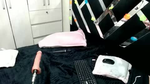 daphne877046 online show from February 3, 2026, 6:40 am