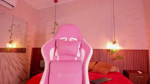 Daphne online show from March 2, 2026, 5:08 am