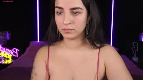 Snapshot of daphne_moss chatting on February 10, 2025, 1:55 pm Agatha online show from February 10, 2025, 1:55 pm