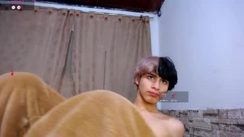 DARA online show from April 8, 2026, 10:21 pm