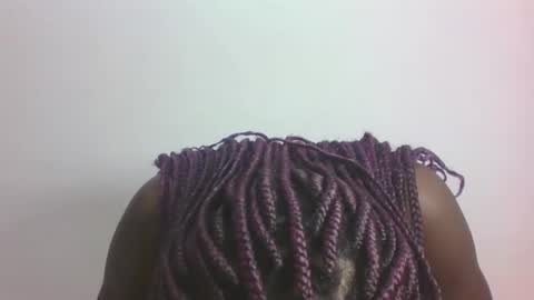 ESTHER online show from April 17, 2026, 10:46 pm