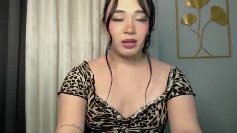 Snapshot of darcy_world chatting on January 27, 2025, 1:48 am DARCY online show from January 27, 2025, 1:48 am