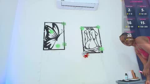 Darelyn online show from January 10, 2026, 11:45 am