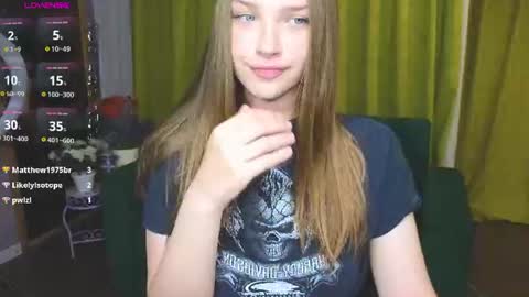 dariaangels online show from June 20, 2026, 5:49 pm
