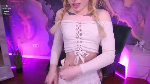dariadelly online show from April 20, 2026, 1:14 pm