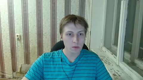 Snapshot of darienlarge chatting on January 17, 2025, 3:32 pm darienlarge online show from January 17, 2025, 3:32 pm