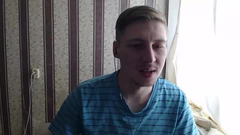 Snapshot of darienlarge chatting on February 23, 2025, 12:16 pm darienlarge online show from February 23, 2025, 12:16 pm