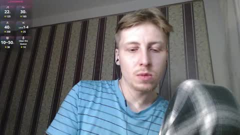 Snapshot of darienlarge chatting on February 24, 2025, 7:41 pm darienlarge online show from February 24, 2025, 7:41 pm