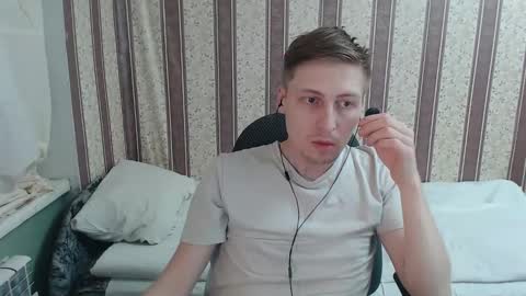 Snapshot of darienlarge chatting on March 7, 2025, 12:37 am darienlarge online show from March 7, 2025, 12:37 am