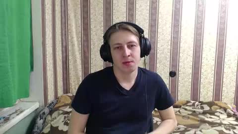 Snapshot of darienlarge chatting on October 22, 2025, 6:18 pm darienlarge online show from October 22, 2025, 6:18 pm