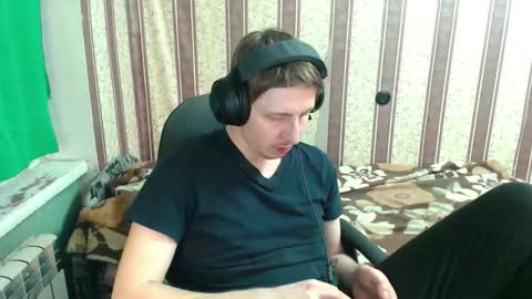 Snapshot of darienlarge chatting on October 29, 2025, 6:31 pm darienlarge online show from October 29, 2025, 6:31 pm