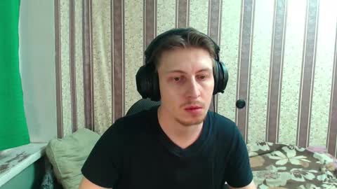 Snapshot of darienlarge chatting on November 5, 2025, 5:57 pm darienlarge online show from November 5, 2025, 5:57 pm