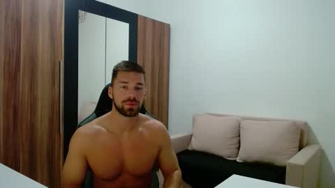 darius_94 online show from November 29, 2025, 5:32 am