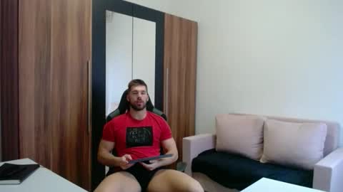 darius_94 online show from March 16, 2026, 5:44 am