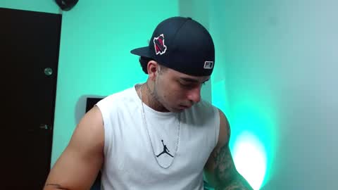 Darius Phoenix  online show from January 8, 2026, 7:05 pm