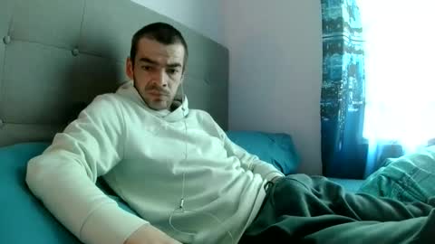 dark377 online show from April 18, 2026, 3:38 pm