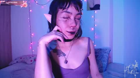 Snapshot of dark__nymph chatting on February 18, 2026, 2:18 am Dark online show from February 18, 2026, 2:18 am