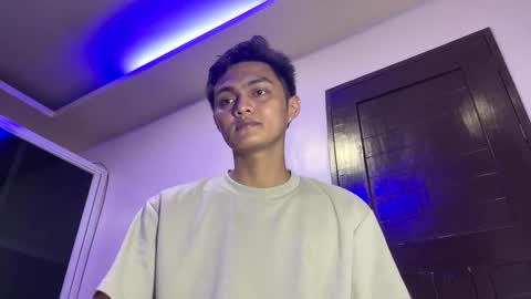 Snapshot of dark_angel69x chatting on September 24, 2025, 10:29 am Guile online show from September 24, 2025, 10:29 am