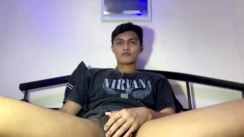 Snapshot of dark_angel69x chatting on December 15, 2025, 3:27 pm Guile online show from December 15, 2025, 3:27 pm