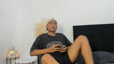 dark_disire online show from September 16, 2025, 6:53 pm