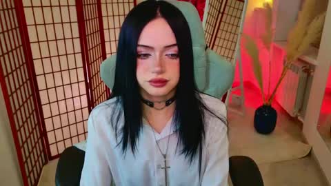 Snapshot of dark_diva chatting on May 5, 2026, 10:07 pm Diva online show from May 5, 2026, 10:07 pm