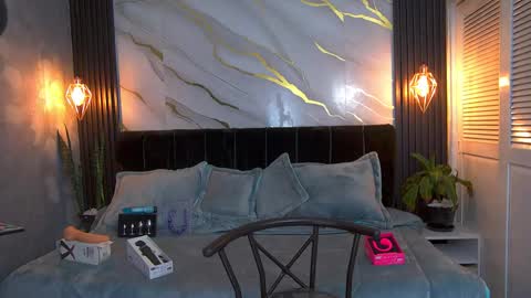 Snapshot of dark_dominika chatting on May 14, 2026, 1:07 pm dark_dominika online show from May 14, 2026, 1:07 pm