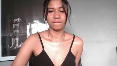 Sofia online show from February 5, 2026, 9:52 pm