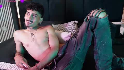 Sr. Eros online show from February 26, 2026, 8:41 pm